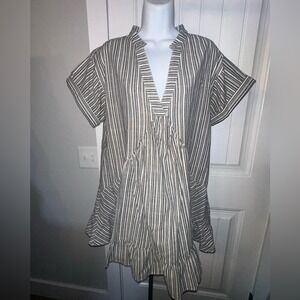 Day‎ + Moon Size Small Gray & White Striped V-Neck Tunic Babydoll Dress